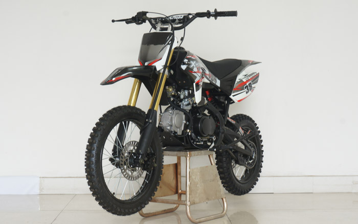 x moto dirt bike