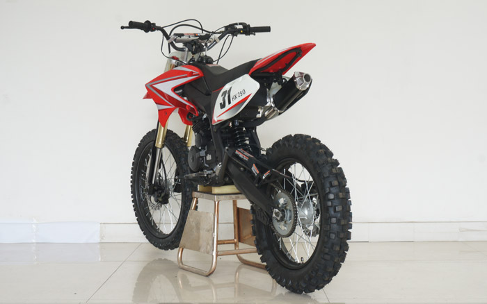 x moto dirt bike